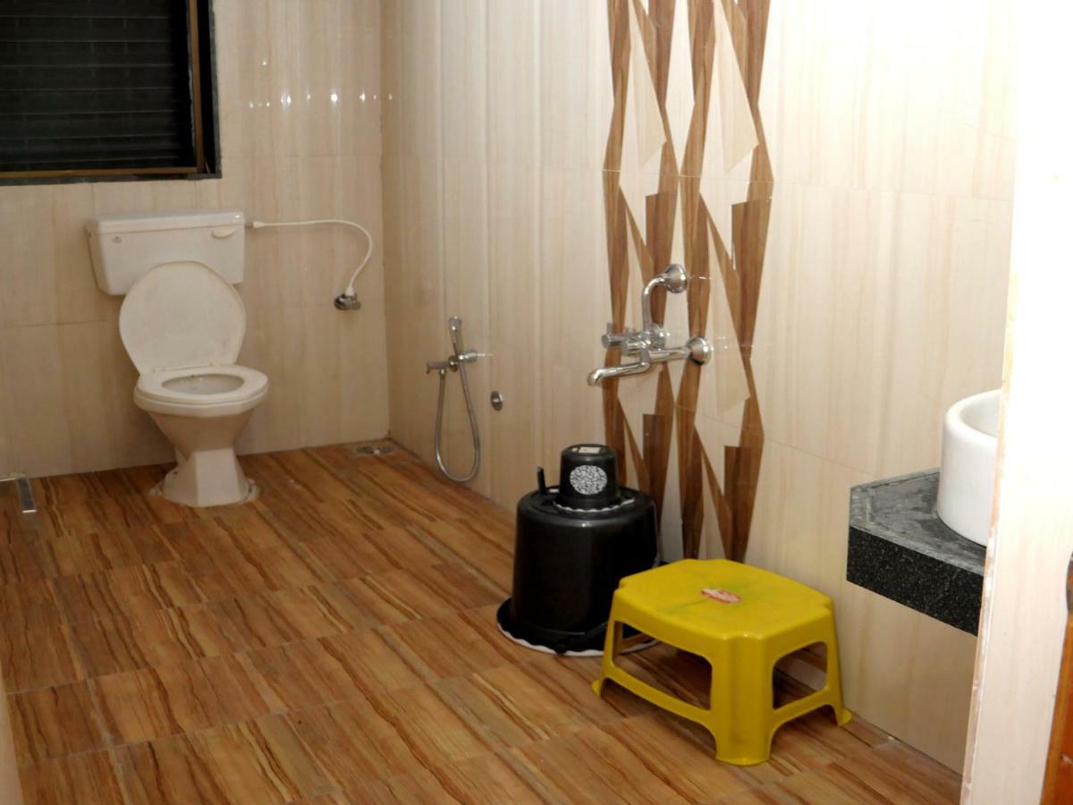 Hotel Malhar Palace Shirdi Zewnętrze zdjęcie